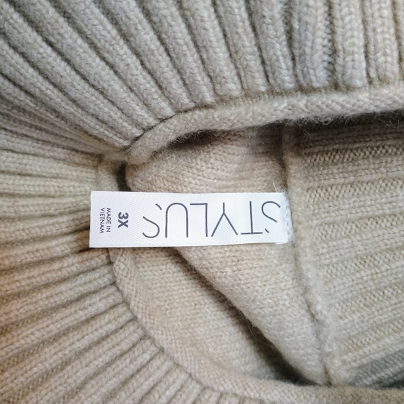 Stylus Women's Plus Size Sweater 3X - Picture 3 of 6